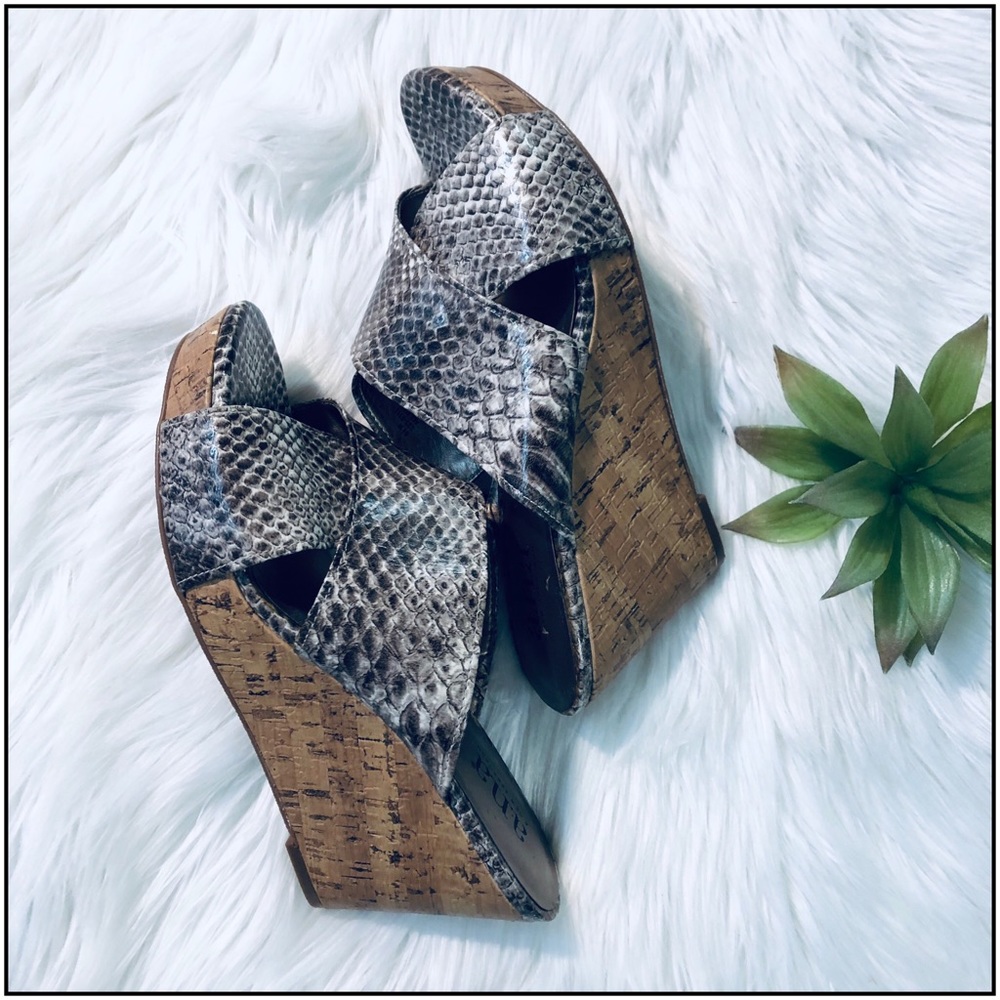 A.N.A. Vegan Snakeskin Wedges